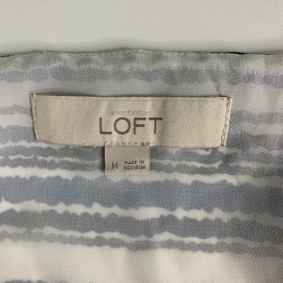 LOFT Blue White Striped Halter Camisole Tank Top Flowy V-Neck Size Medium - Picture 6 of 7